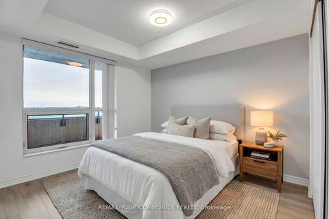 75 Norman Bethune Avenue 420 Richmond Hill ON L4B 3L4