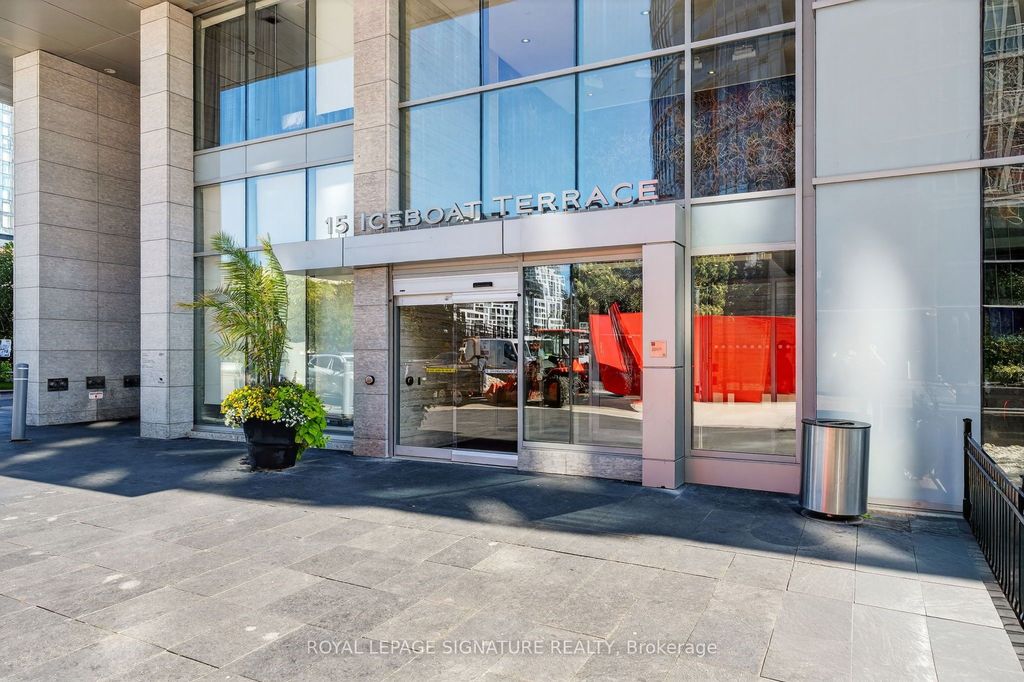 Photo of 15 Iceboat Terrace #2811, Toronto, ON M5V 4A5 (MLS # C12429633)
