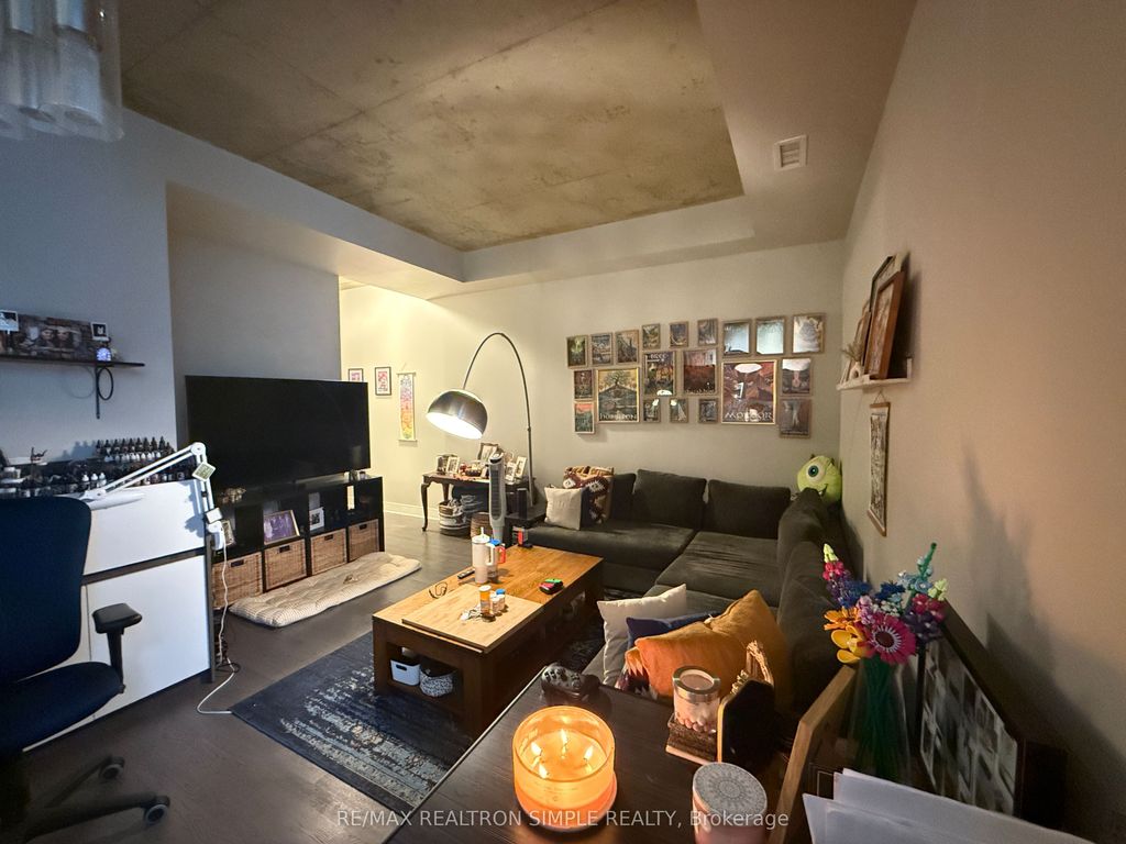 Photo of 399 Adelaide Street W #305, Toronto, ON M5V 1S4 (MLS # C12348573)