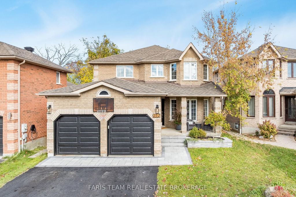 Photo of 102 Country Lane, Barrie, ON L4N 0N3 (MLS # S12587476)