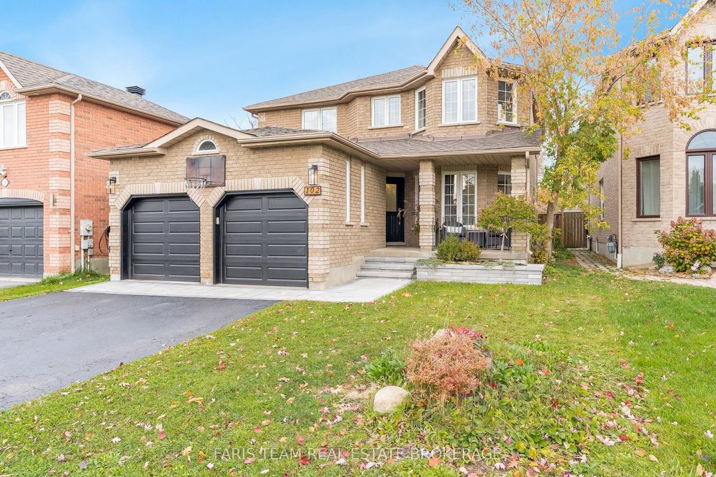 Photo of 102 Country Lane, Barrie, ON L4N 0N3 (MLS # S12587476)