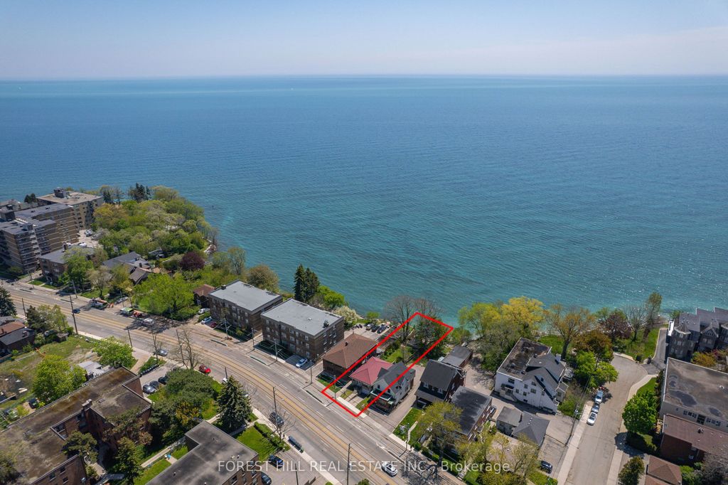 Photo of 2703 Lake Shore Boulevard W, Toronto, ON M8V 1G6 (MLS # W13194038)