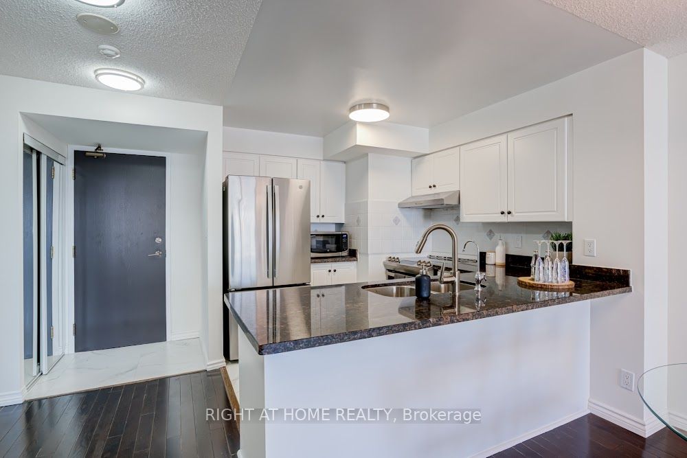 19 Northern Heights Drive 304