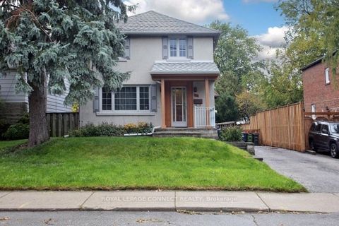 Photo of 94 Atlee Avenue, Toronto, ON M1N 3X4 (MLS # E12457295)