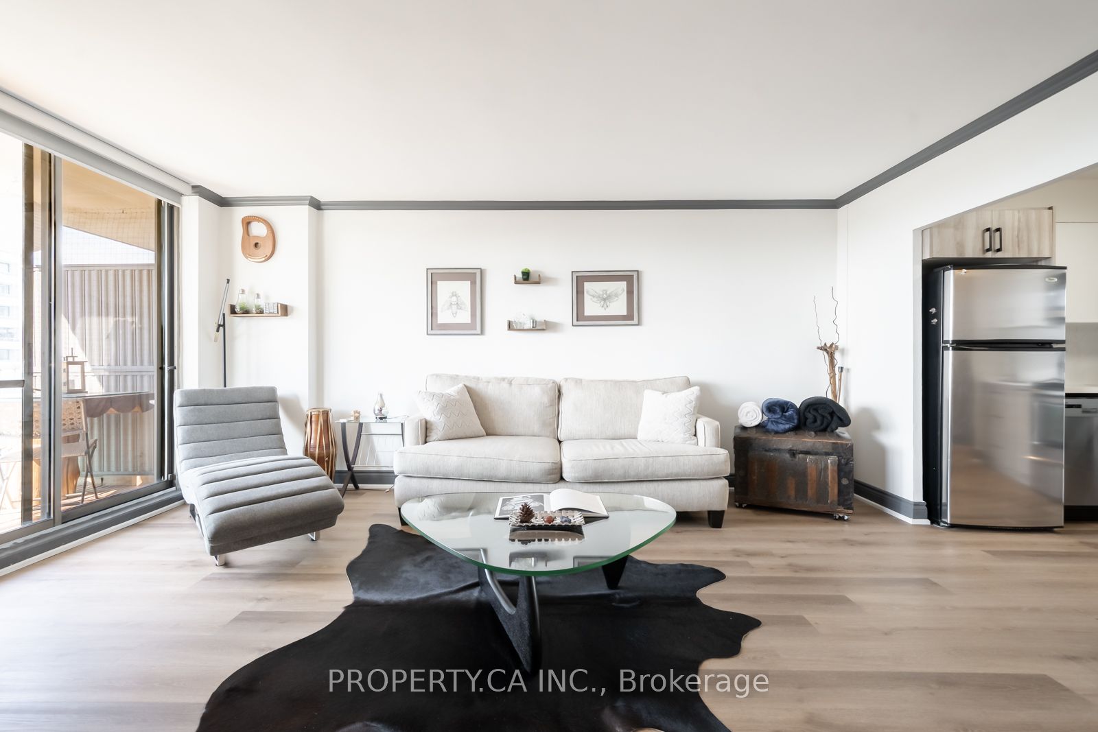 5949 Yonge Street 806