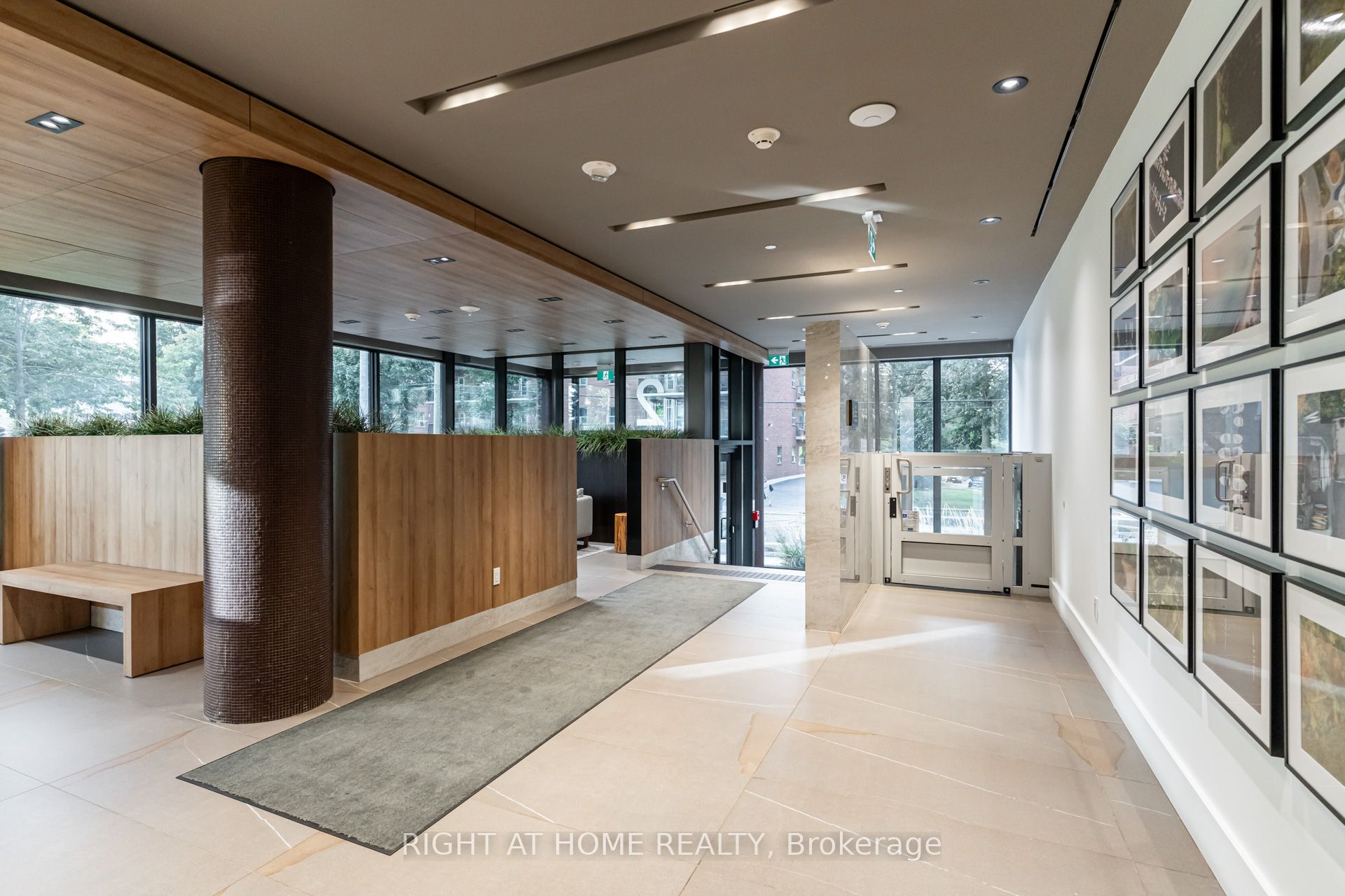 21 Park Street E 506