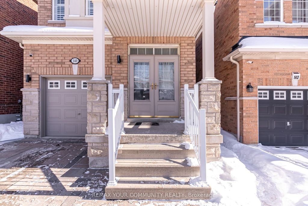 Photo of 140 Laramie Crescent, Vaughan, ON L6A 0R1 (MLS # N12860932)