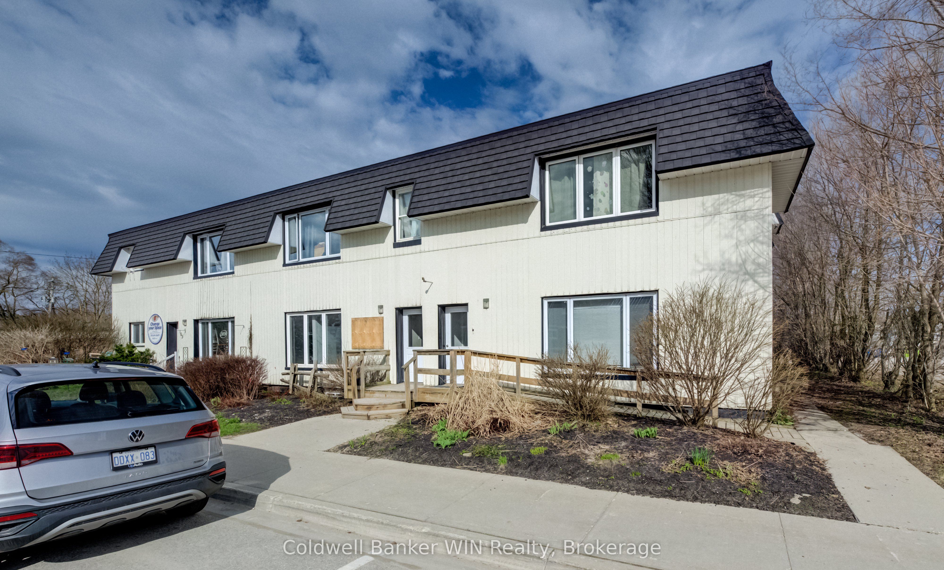 Photo 1 of 24 — 165 King Street W 6, Wellington North, ON N0G 2L1