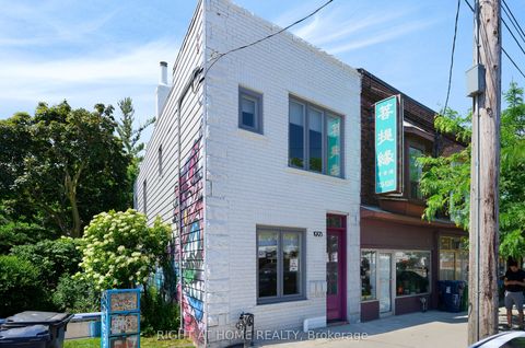 1995 Dundas Street W Toronto ON M6R 1W7