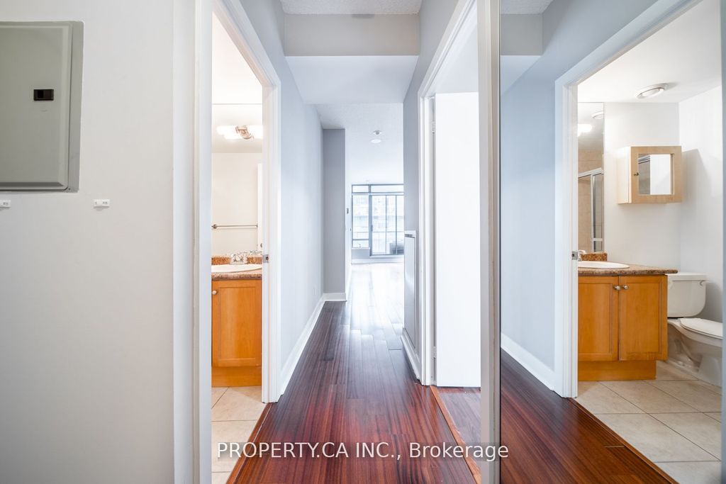 Photo of 438 King Street W #1314, Toronto, ON M5V 3T9 (MLS # C12238125)