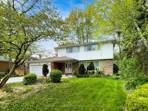 27 Jeremy Drive Markham ON L3R 2K7