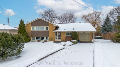 99 Swanhurst Boulevard Mississauga ON L5N 1B8