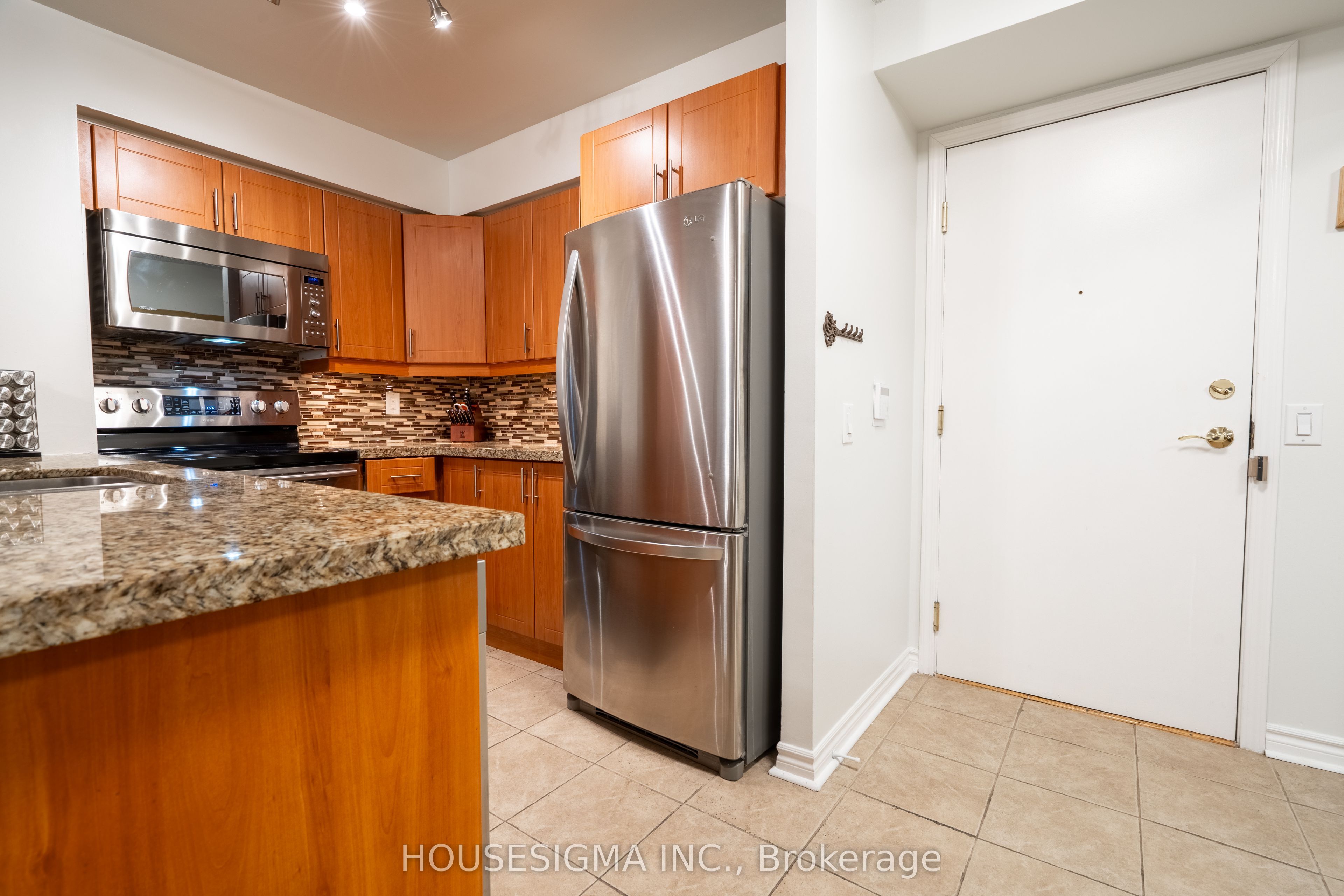 35 Kingsbridge Garden Circle 513