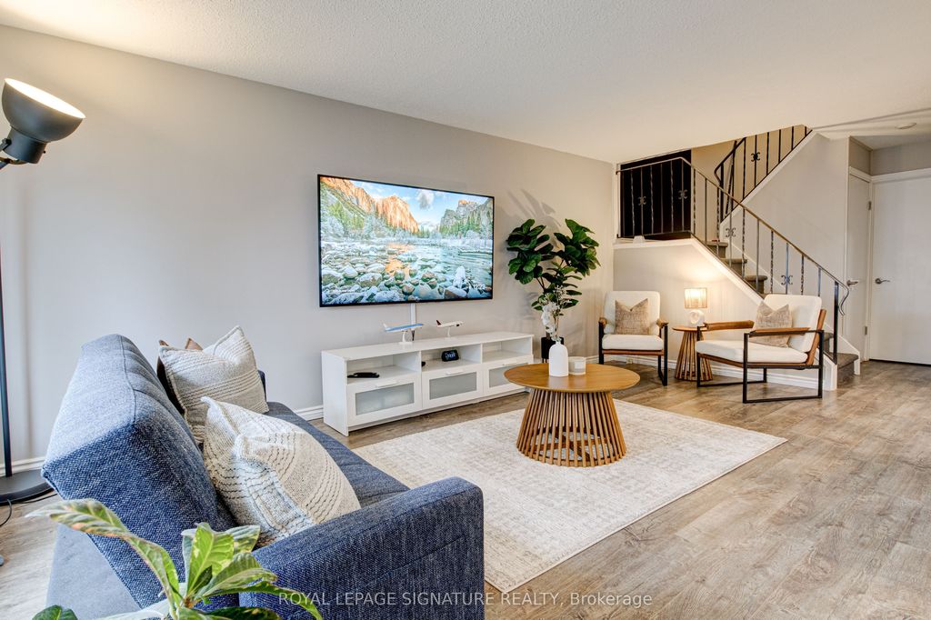 Photo of 14 Williamsburg Road #12, Kitchener, ON N2E 1W1 (MLS # X13044860)