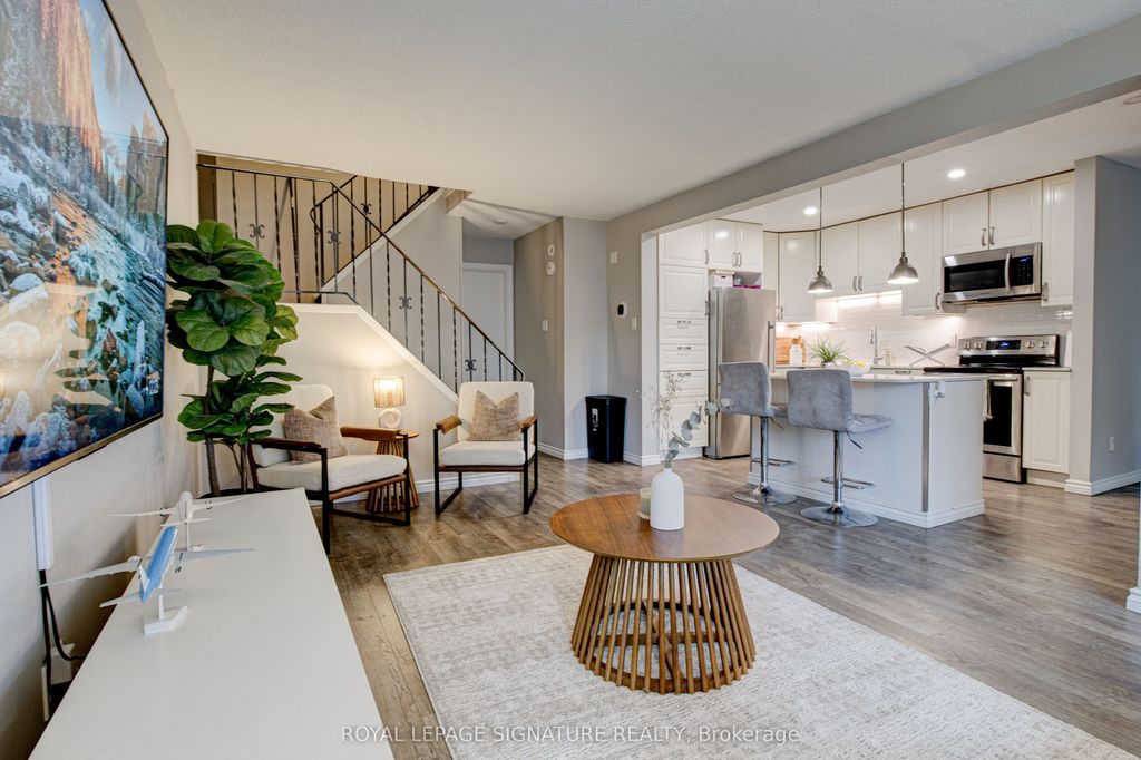 Photo of 14 Williamsburg Road #12, Kitchener, ON N2E 1W1 (MLS # X13044860)