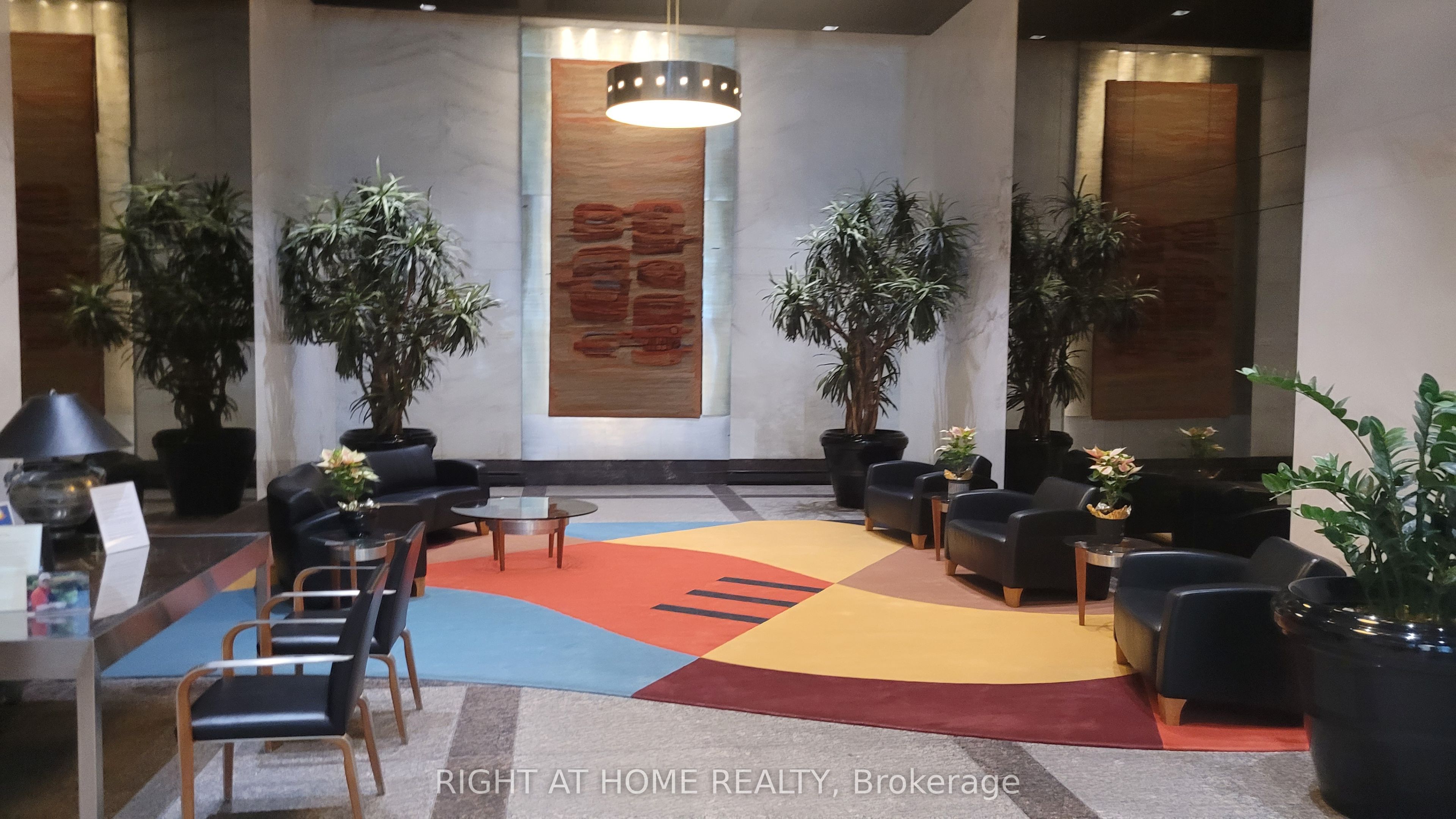 33 Harbour Square 1803