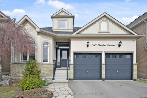 588 Serafini Crescent Milton ON L9T 7P1