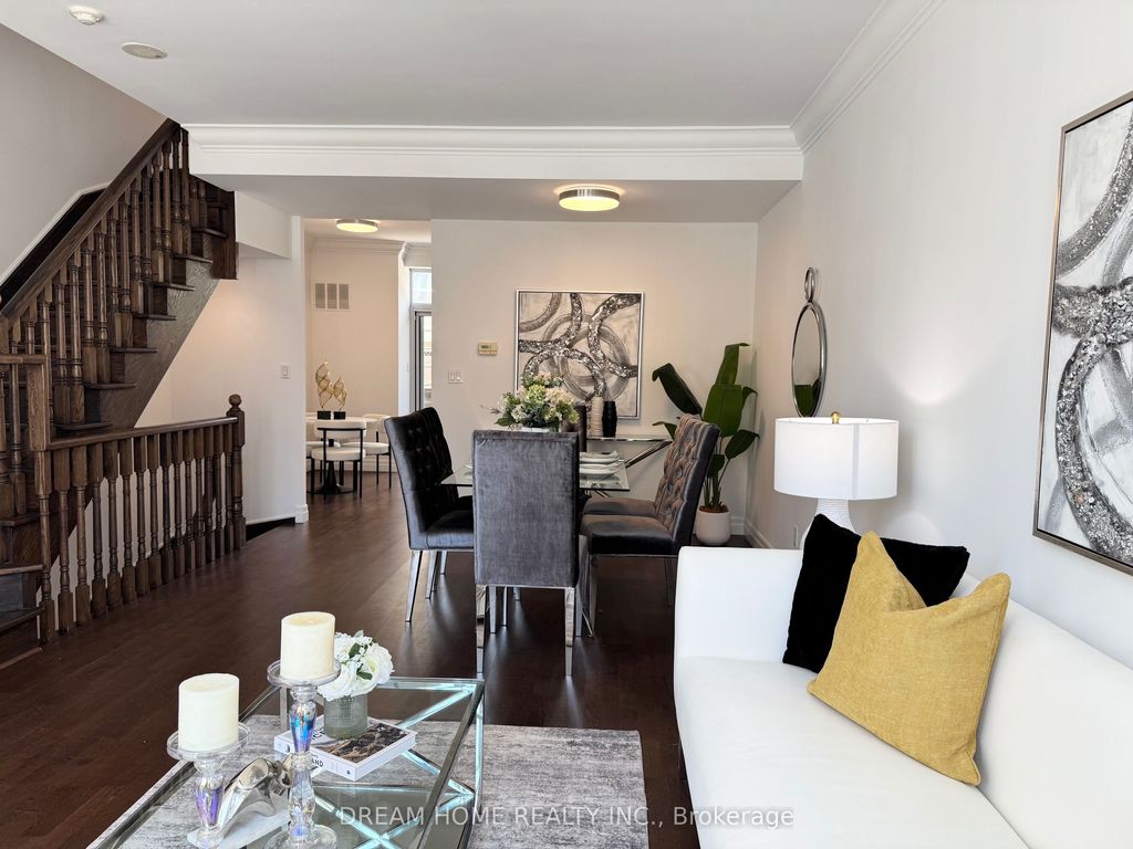 Photo of 934 Mount Pleasant Road, Toronto, ON M4P 2L6 (MLS # C12405319)