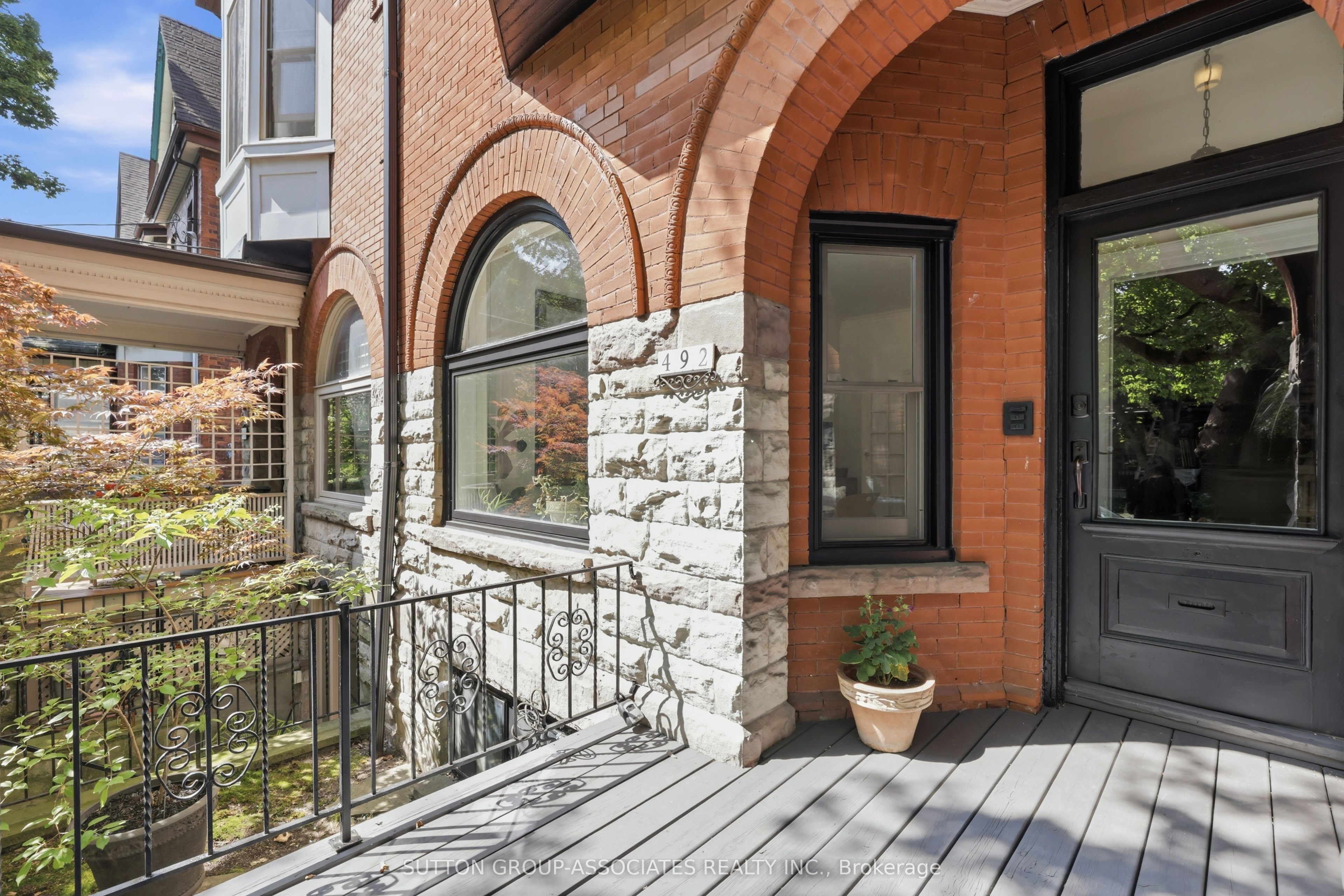 492 Euclid Avenue