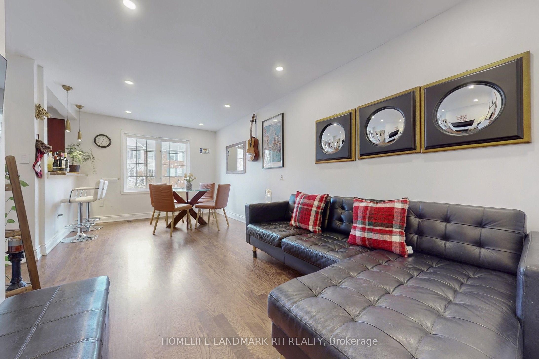 3060 Dewridge Avenue