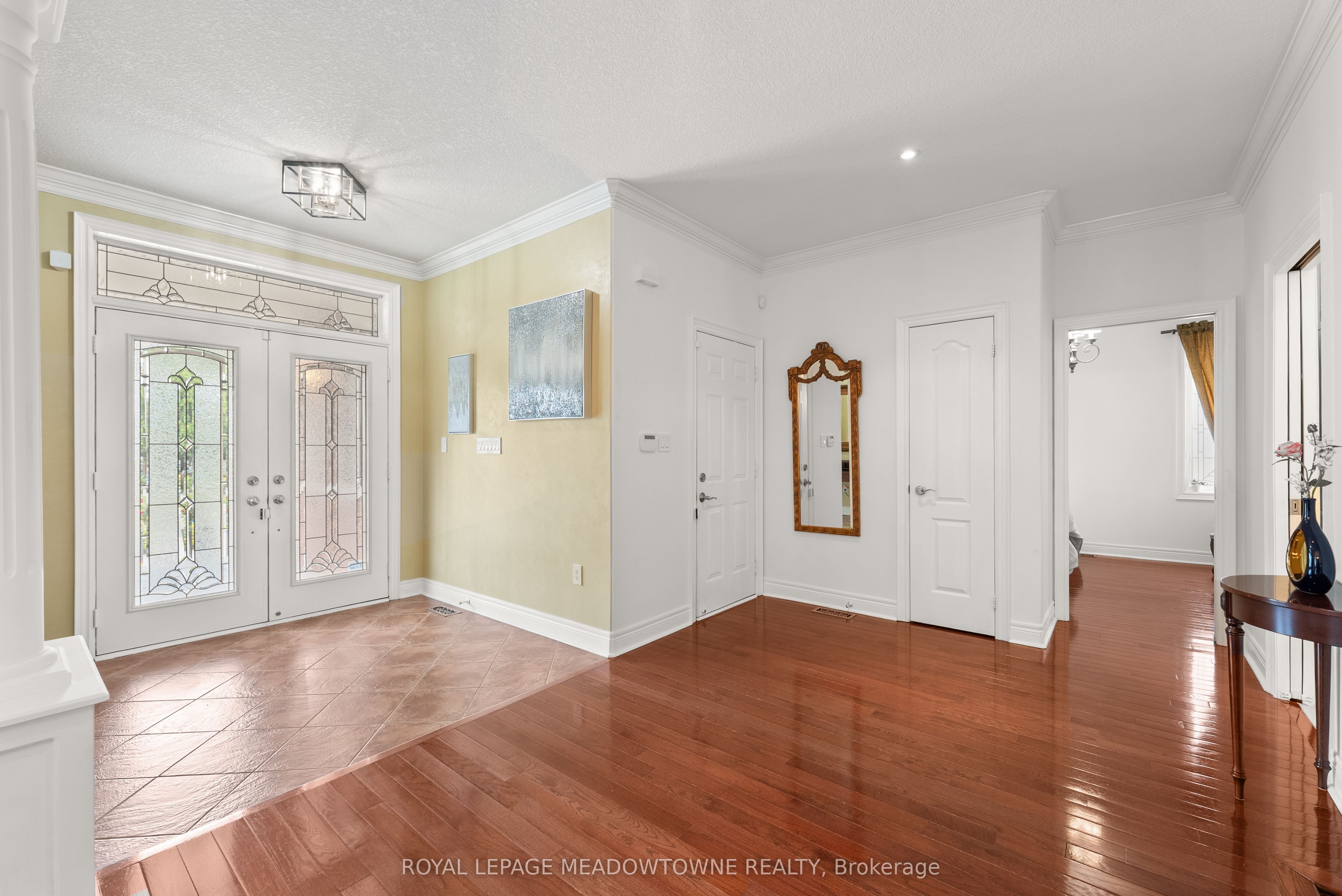 17 Mcnutt Street