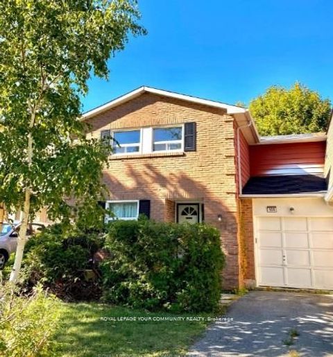Property photo of 108 orchard heights boulevard, aurora, ON l4g 2z9
