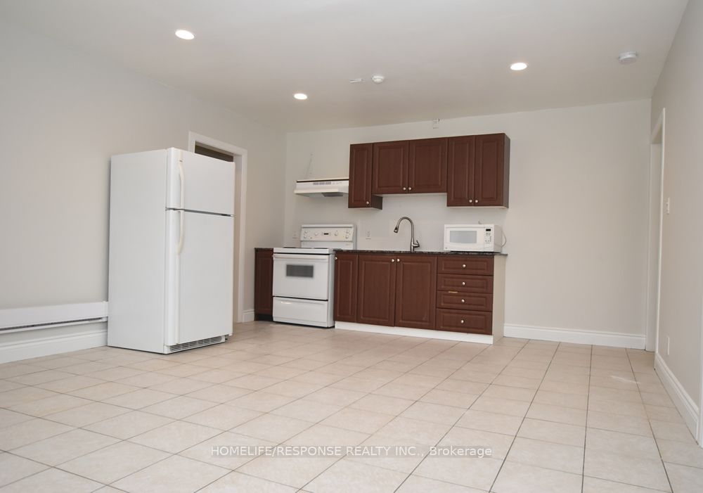 3430 LAKE SHORE Boulevard W #3