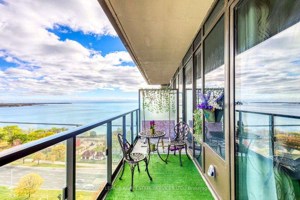 Photo of 1926 Lake Shore Boulevard W #1805, Toronto, ON M6S 1A1 (MLS # W12460191)