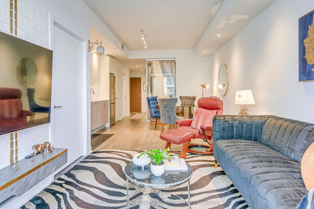 Photo of 1926 Lake Shore Boulevard W #1805, Toronto, ON M6S 1A1 (MLS # W12460191)