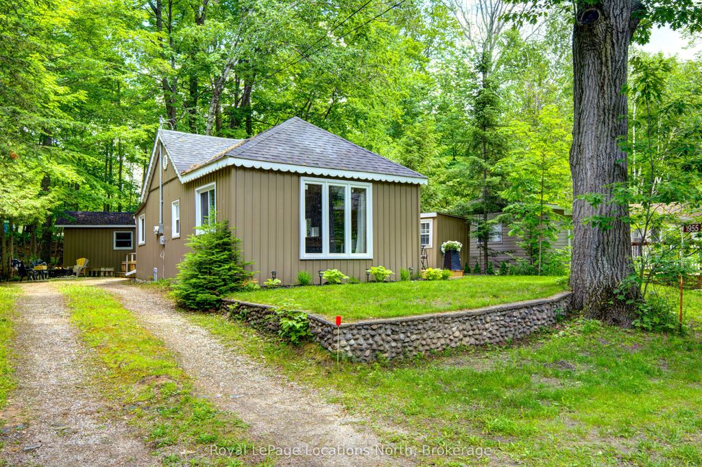Photo of 1955 Tiny Beaches Road S, Tiny, ON L0L 1P1 (MLS # S13463792)