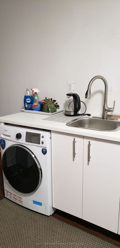 31 Barletta Drive Vaughan ON L6A 4H5