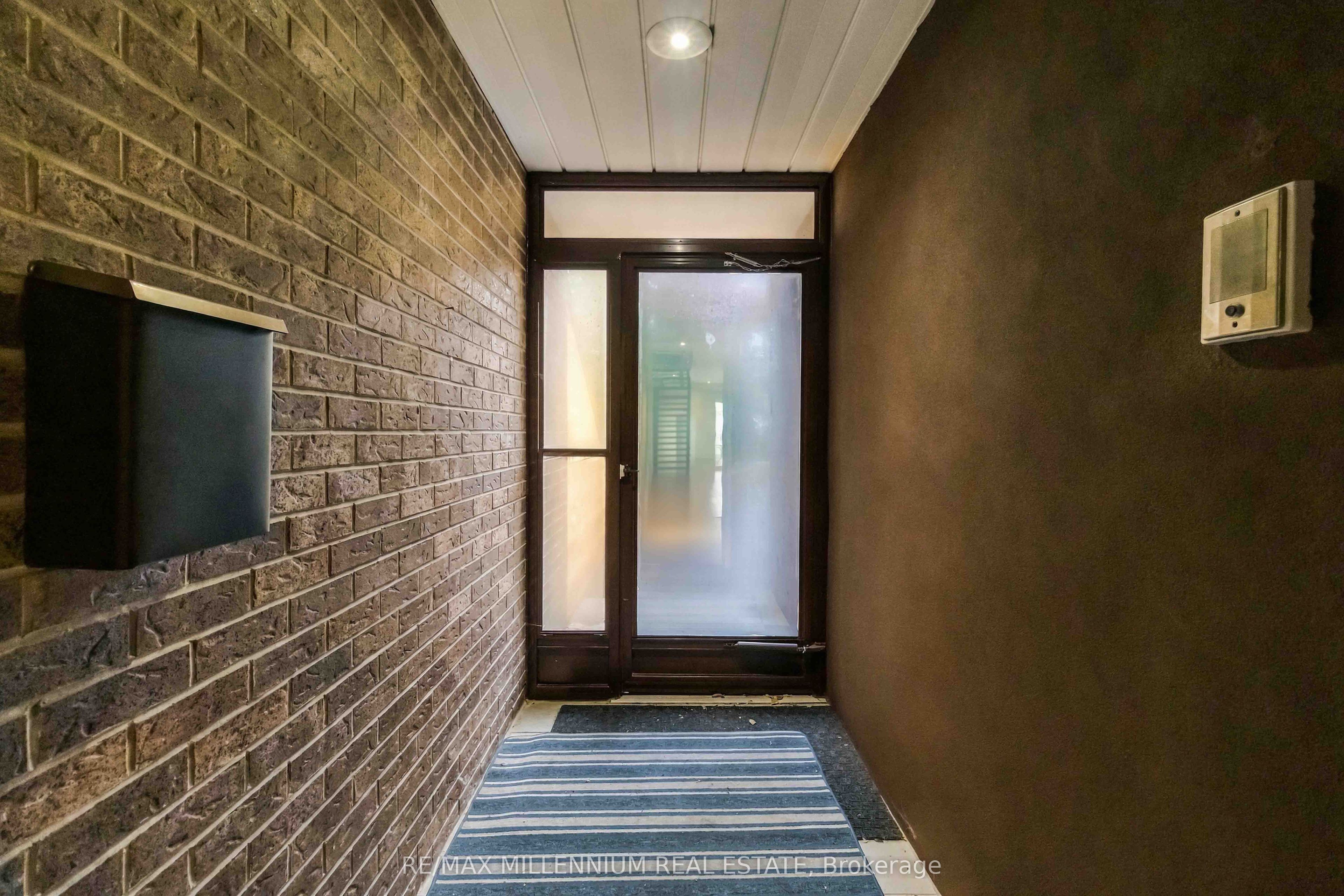 65 Castlefield Avenue