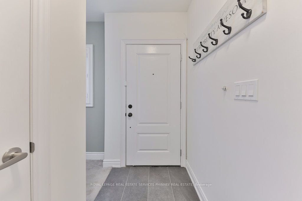 2160 Trafalgar Road W 10