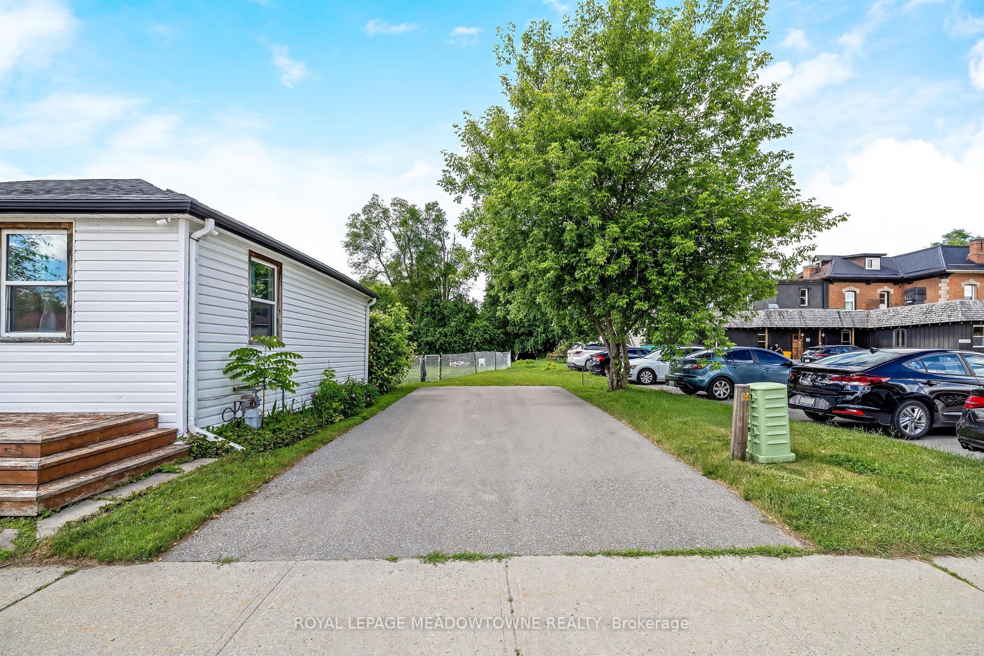 3 Church Boulevard