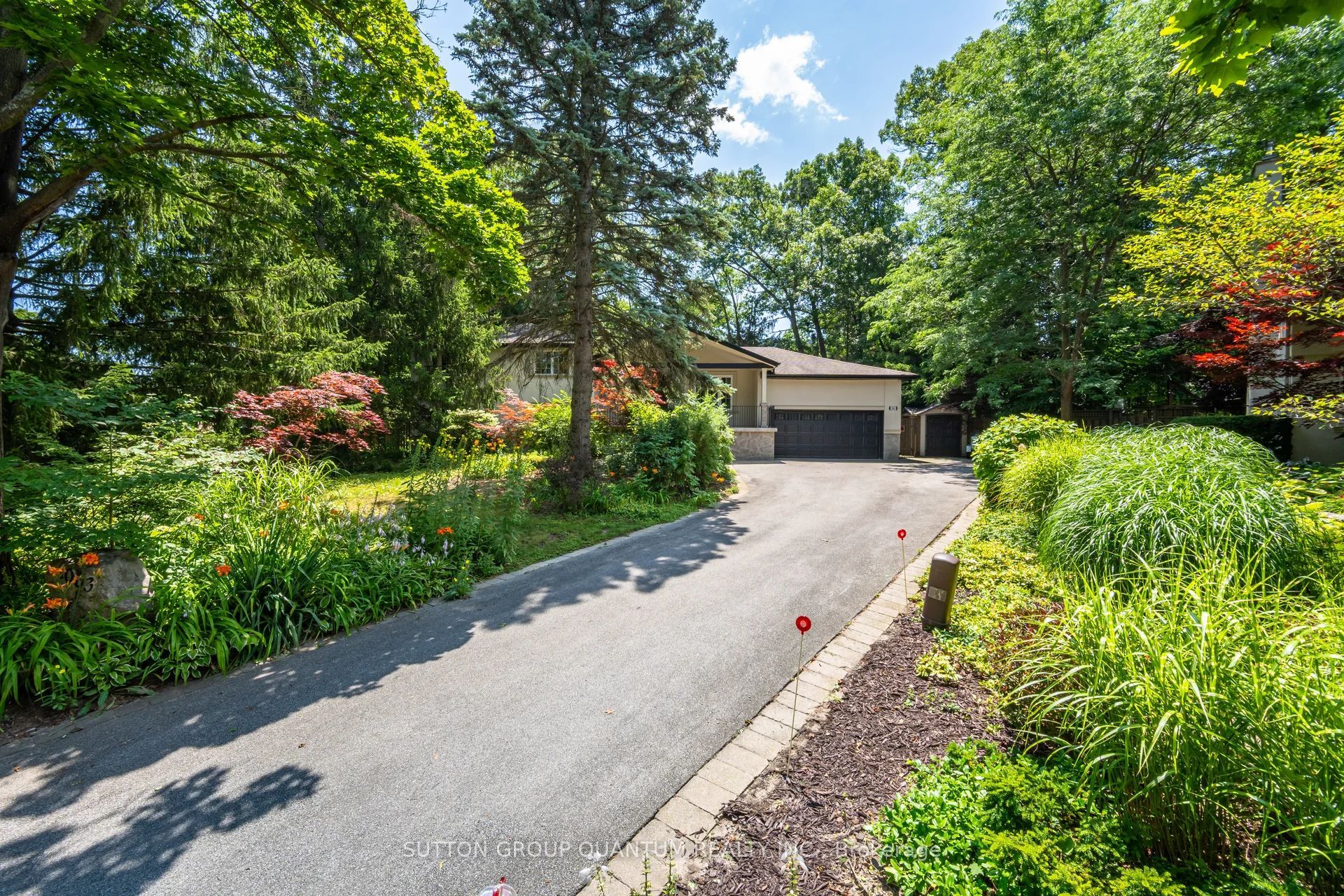 1063 Greenoaks Drive