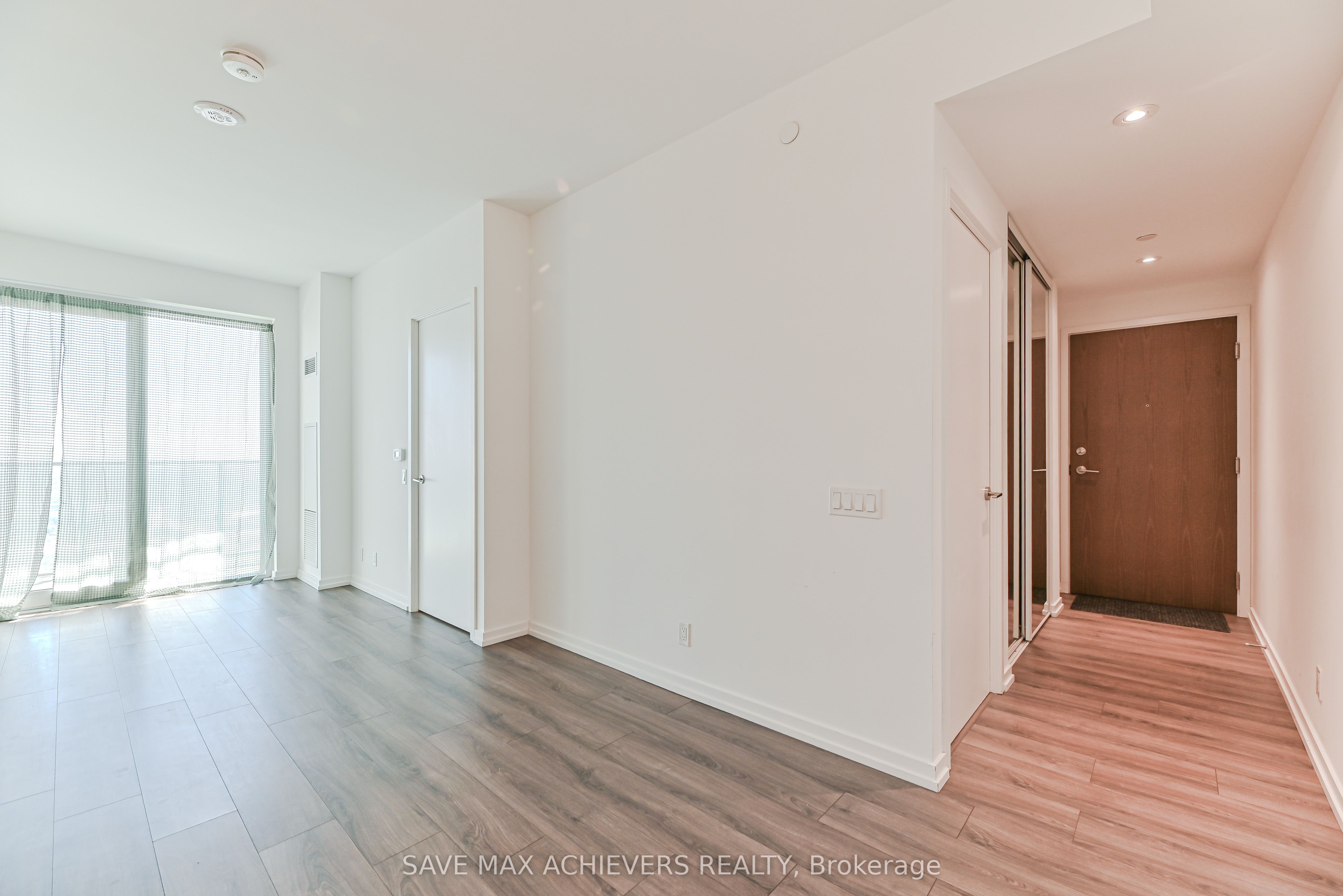 7890 Jane Street 5201