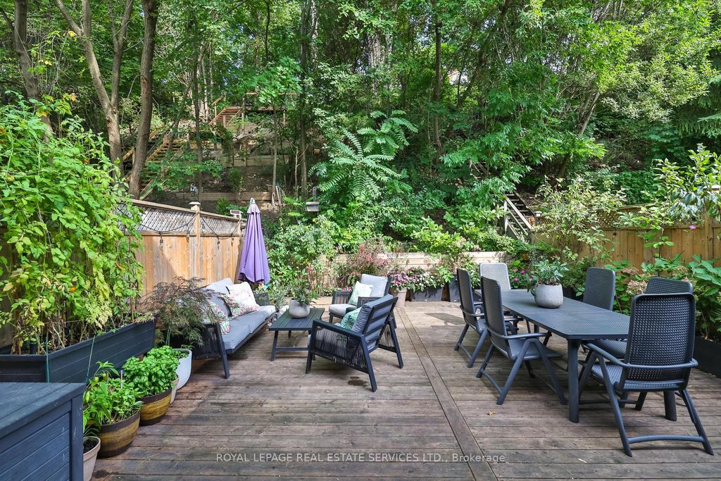 Photo of 618 Davenport Road, Toronto, ON M5R 1K9 (MLS # C12434703)