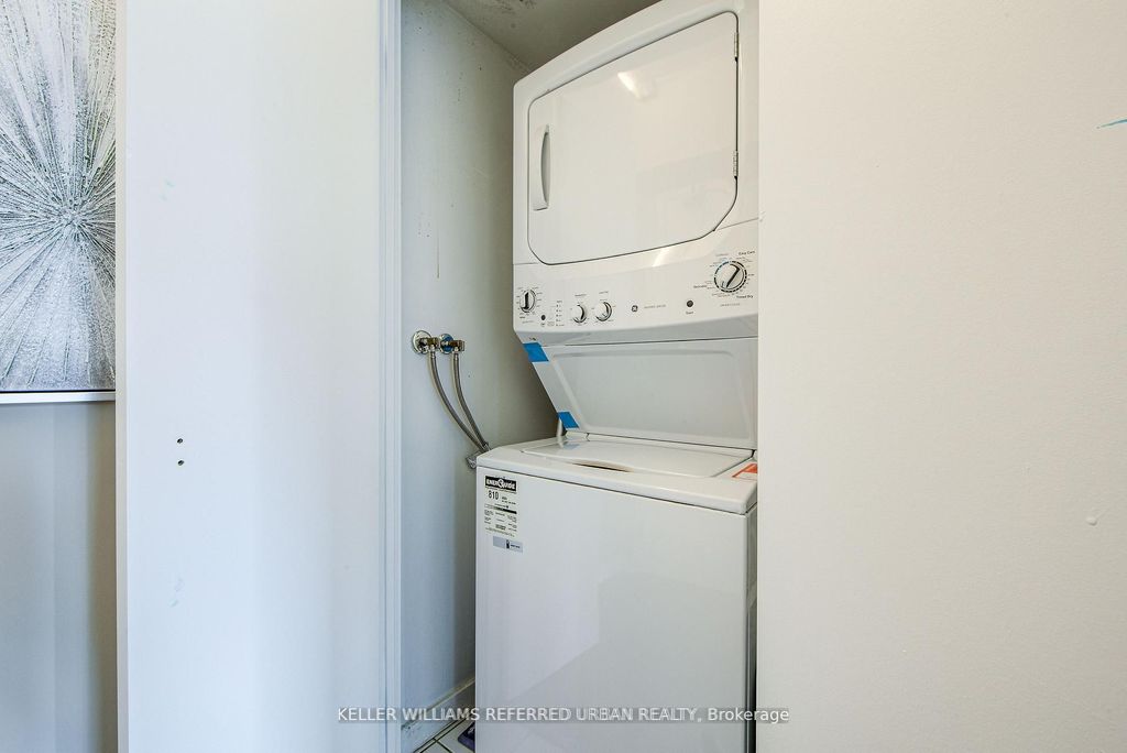 Photo of 218 Queens Quay W #2501, Toronto, ON M5J 2Y6 (MLS # C12391678)
