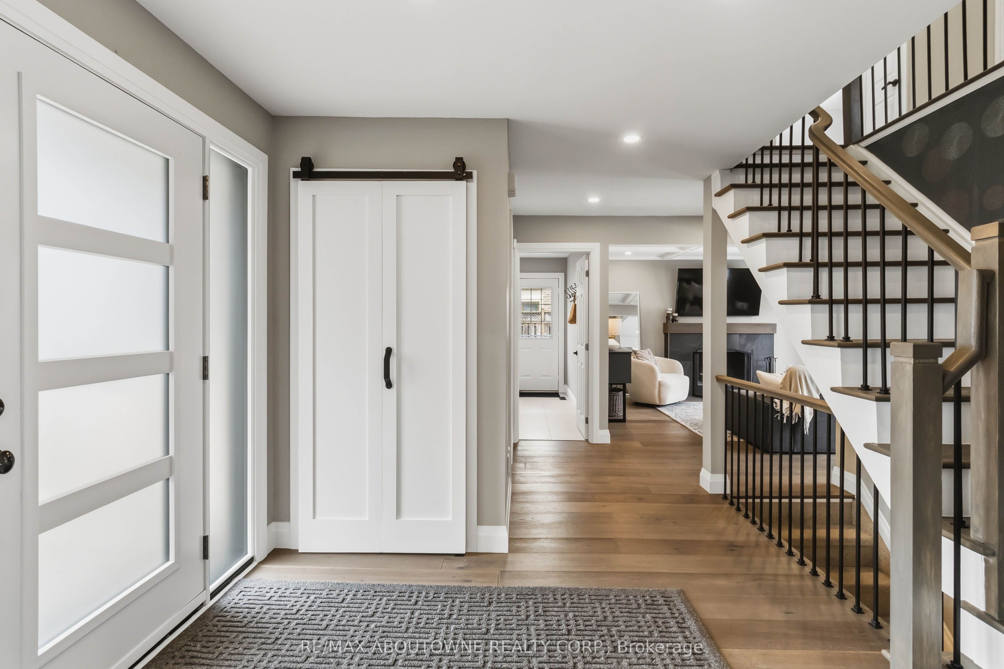 2485 Woburn Crescent