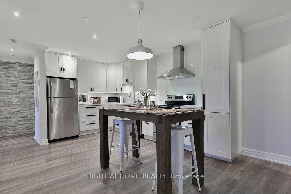 1498 Pilgrims Way 234