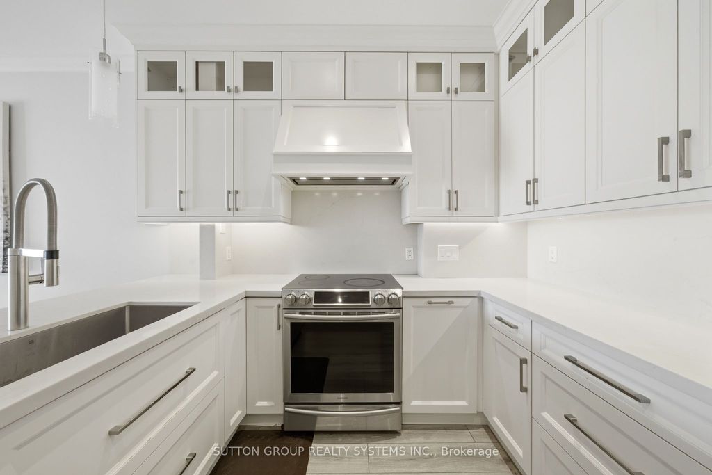 Photo of 25 The Esplanade N/A #3015, Toronto, ON M5E 1W5 (MLS # C13088198)