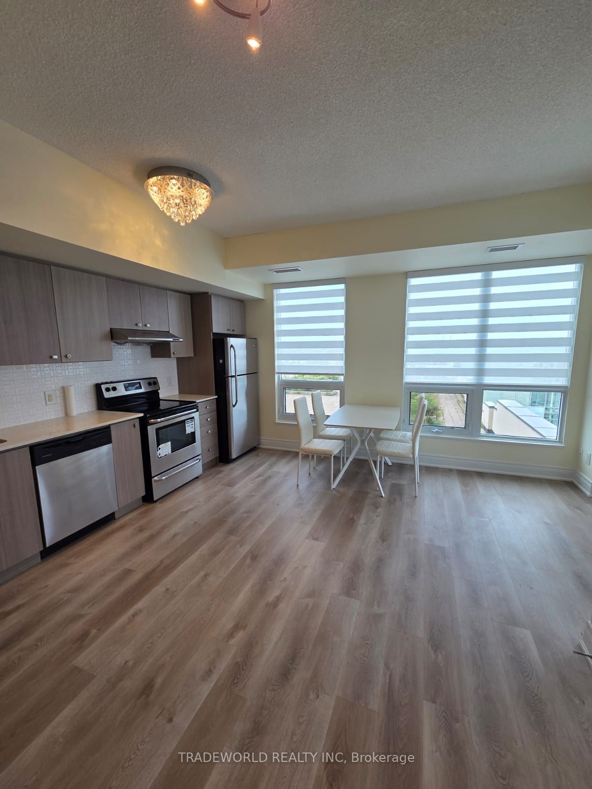 8323 Kennedy Road 626