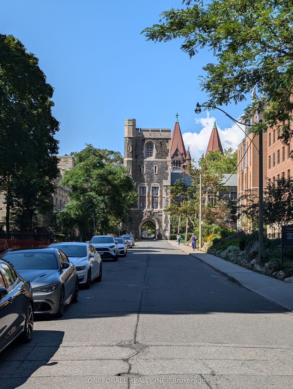 Photo of 1080 Bay Street #907, Toronto, ON M5S 0A5 (MLS # C13064622)