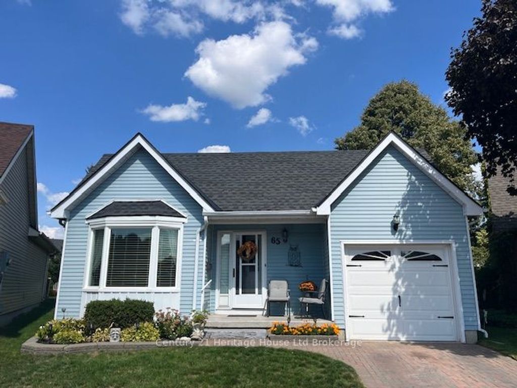 Photo of 65 Edwin Crescent, Tillsonburg, ON N4G 5H2 (MLS # X12400897)