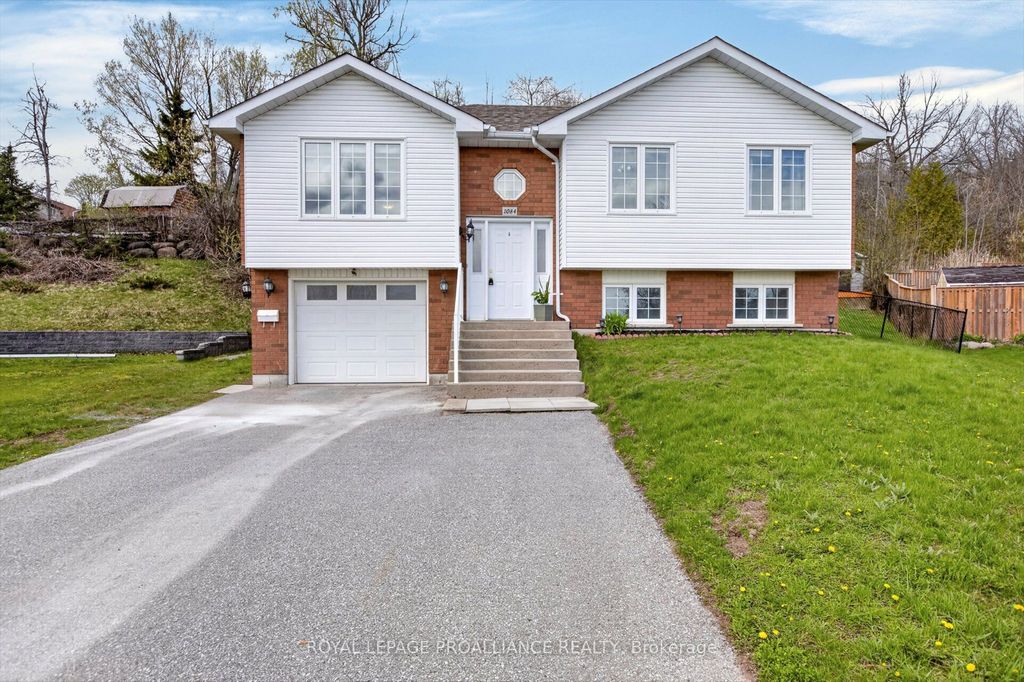 Photo of 1084 Afton Road, Peterborough, ON K9J 8L2 (MLS # X13077636)