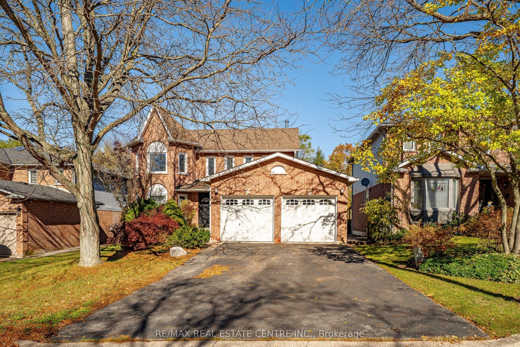 Photo of 12 Creekwood Place, Hamilton, ON L9H 6S9 (MLS # X14094708)