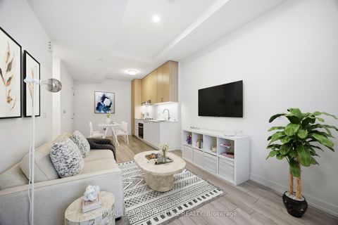 5 Red Squirrel Lane 105 Richmond Hill ON L4S 0P5