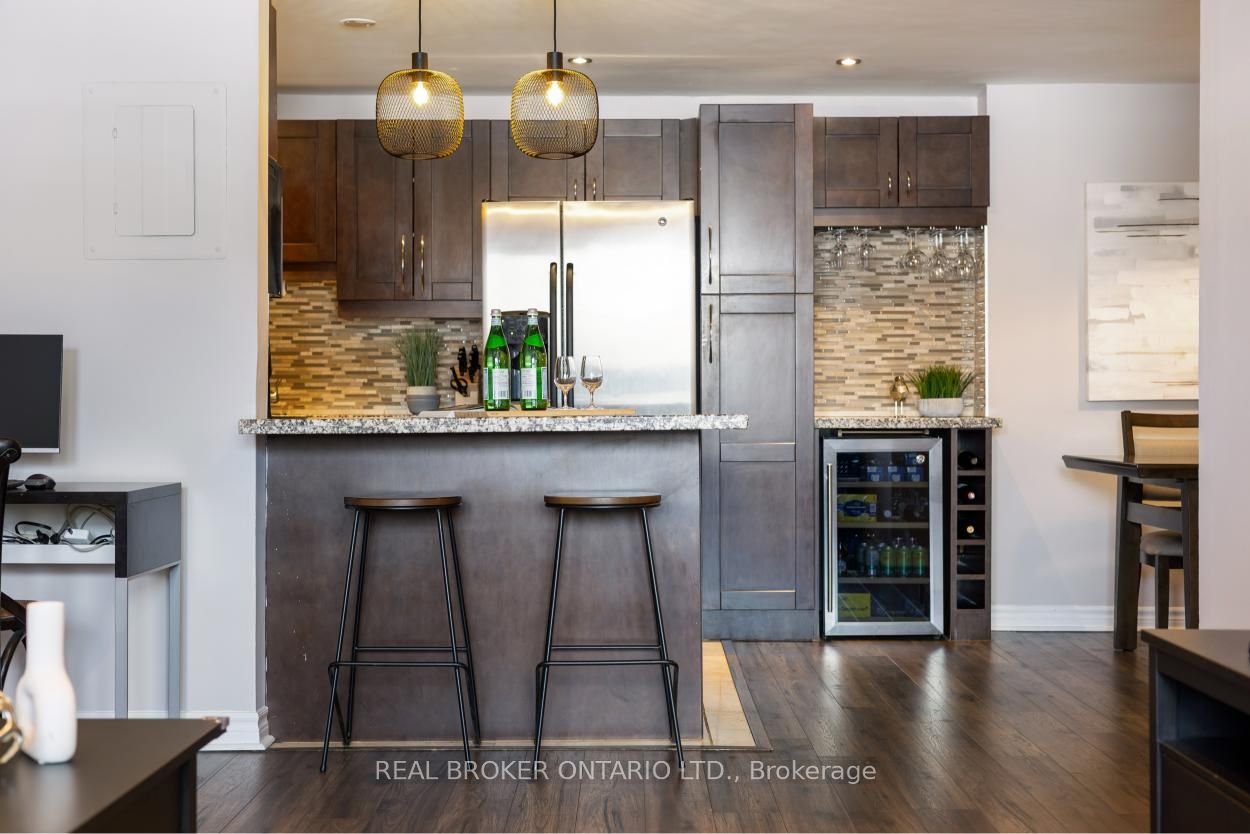 6720 Glen Erin Drive 111