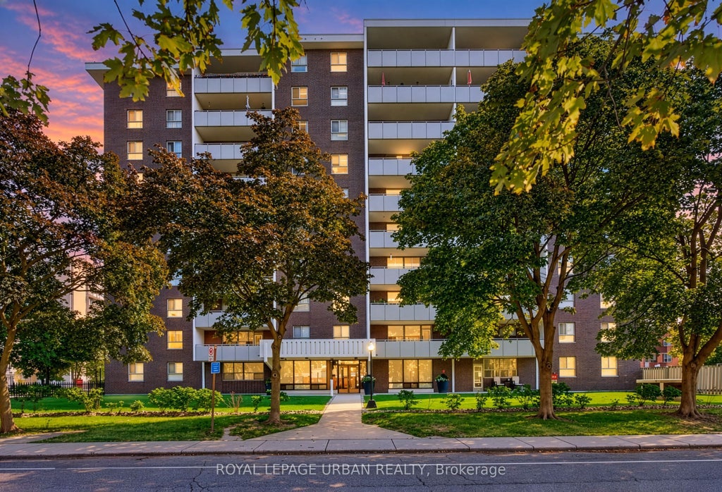 Photo of 1135 Logan Avenue #703, Toronto, ON M4K 3Y2 (MLS # E13785626)