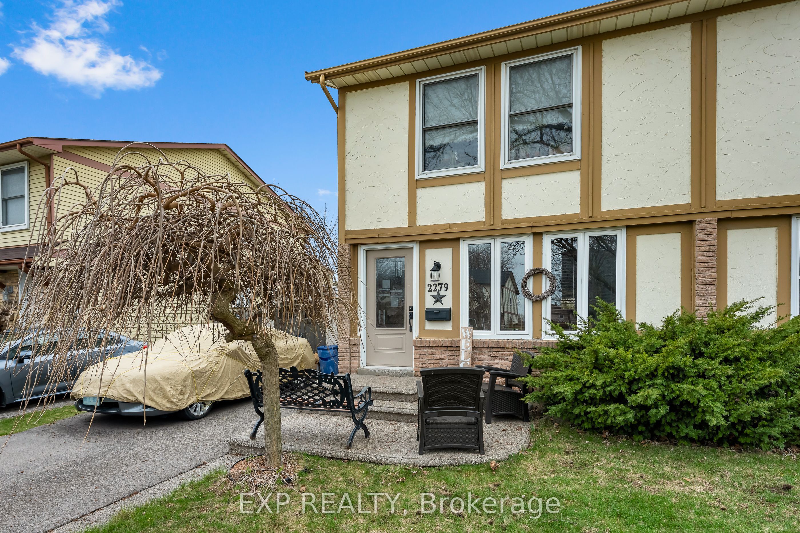 2279 Melissa Crescent